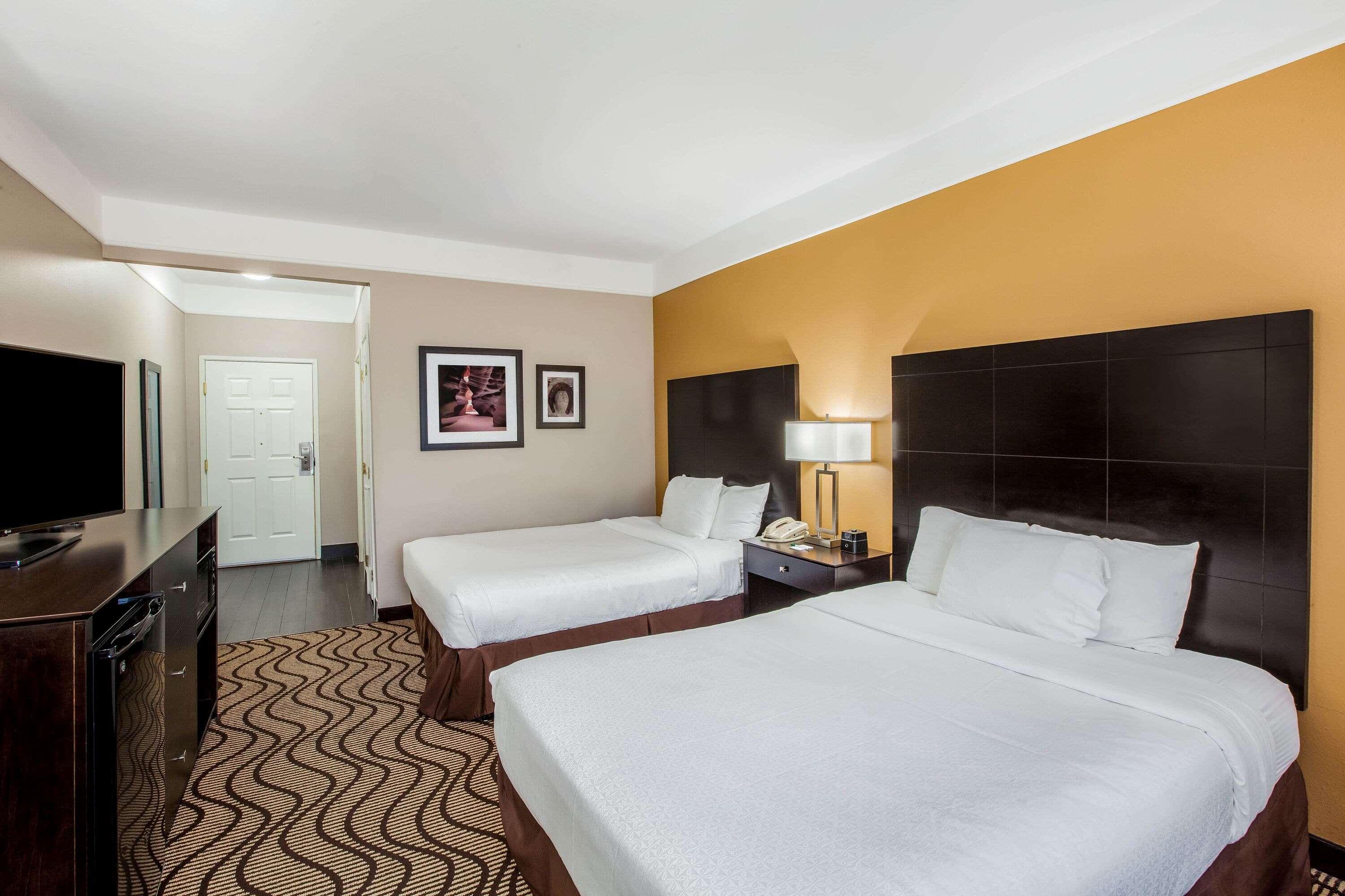 La Quinta By Wyndham Pasadena Hotell Eksteriør bilde