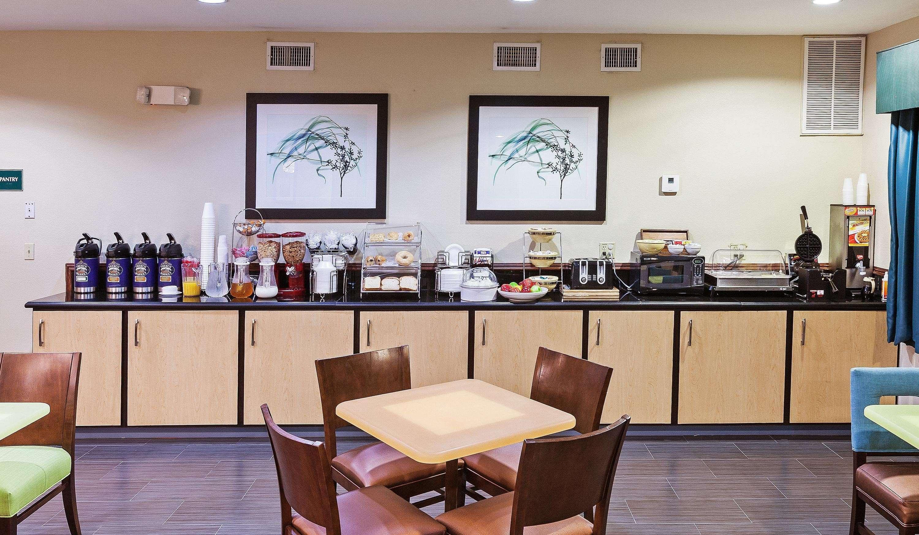 La Quinta By Wyndham Pasadena Hotell Eksteriør bilde